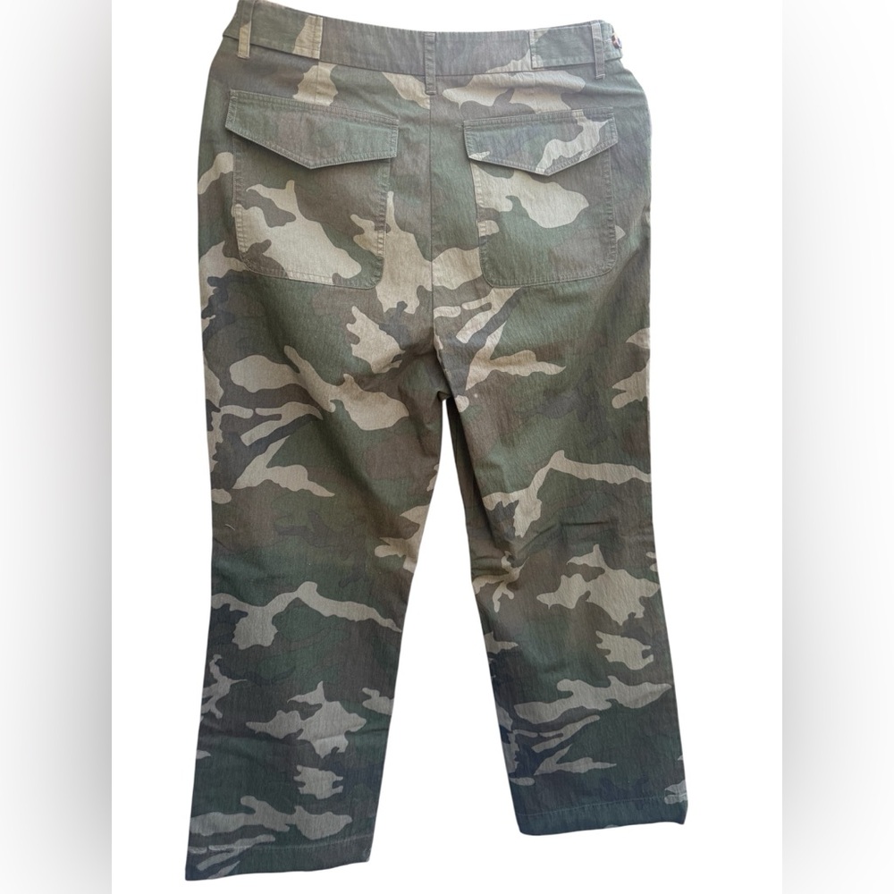 Ann Mashburn Pants in Camouflage - Picture 2 of 7